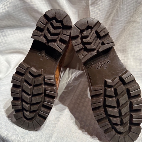 GUCCI MONOGRAM EDINBURGH RUBBER RAIN BOOTS TRANSPARENT COCOA - Picture 3 of 4